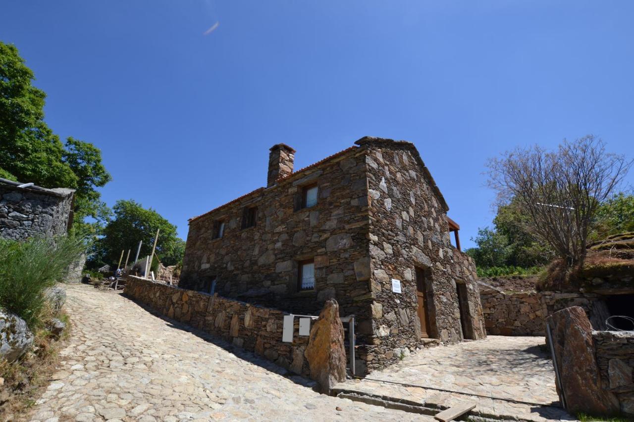 Villa Casas De Xisto, Branda Da Aveleira Melgaço Exterior foto