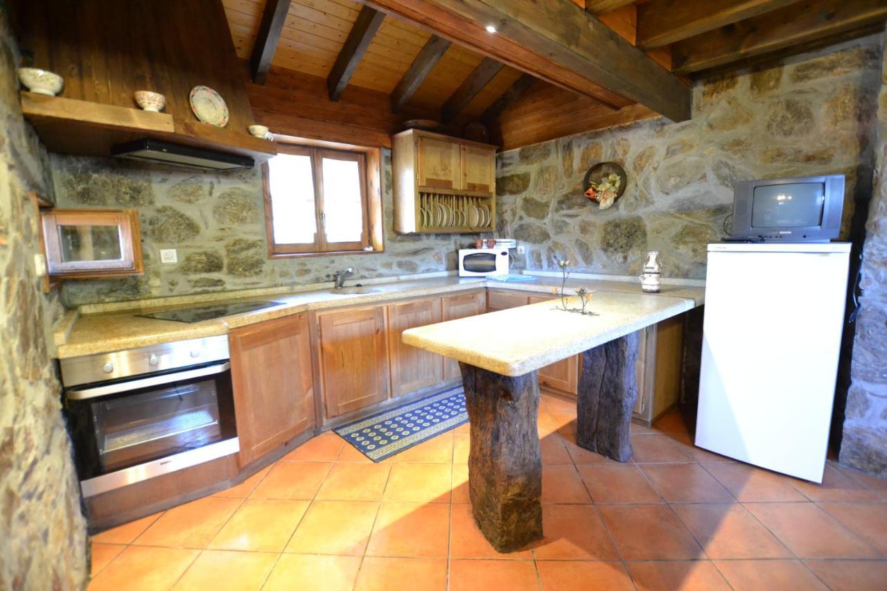 Villa Casas De Xisto, Branda Da Aveleira Melgaço Exterior foto